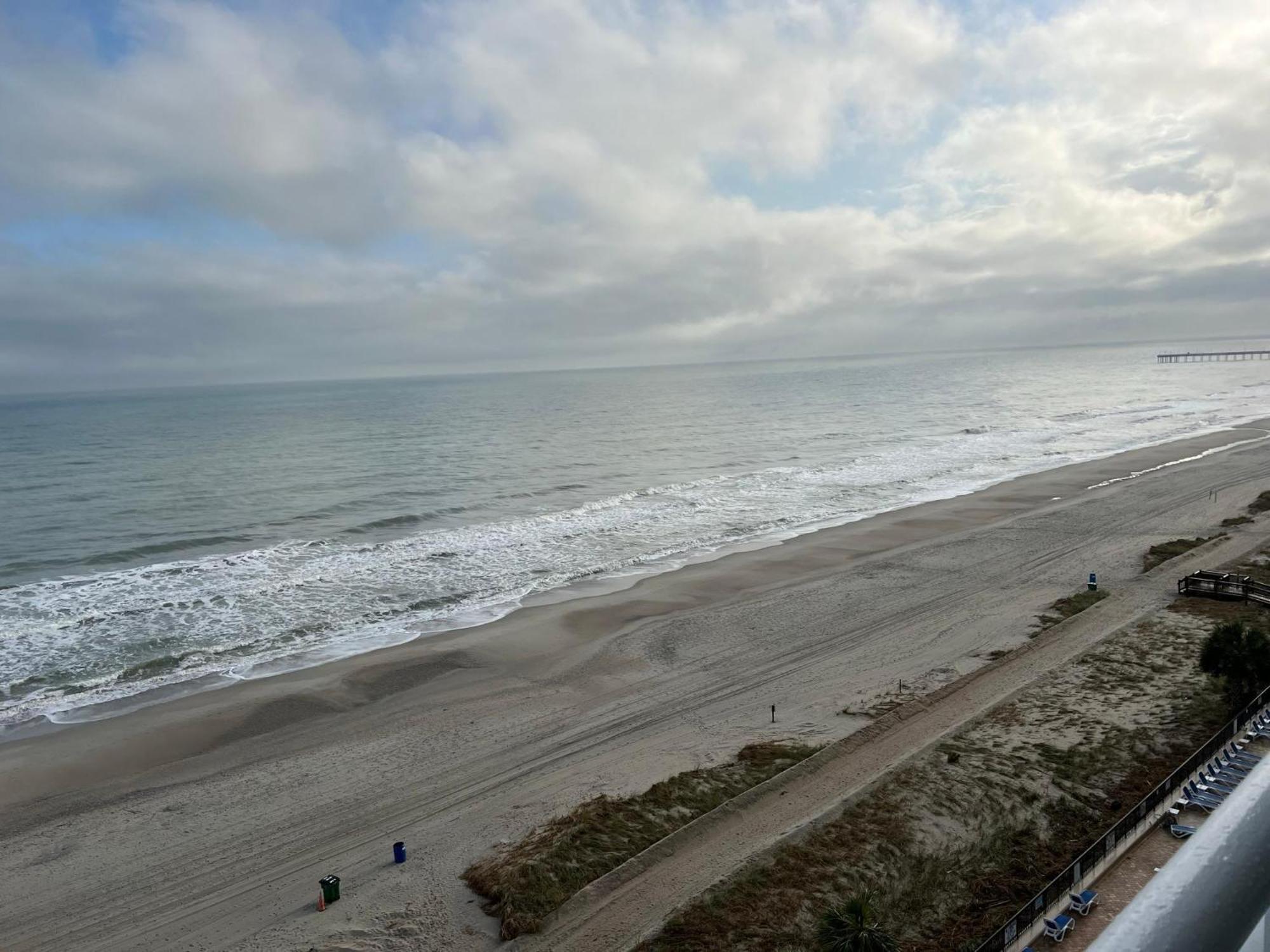 マートルビーチ 2501 S Ocean Blvd, 0811 - Ocean Front Sleeps 6ヴィラ エクステリア 写真