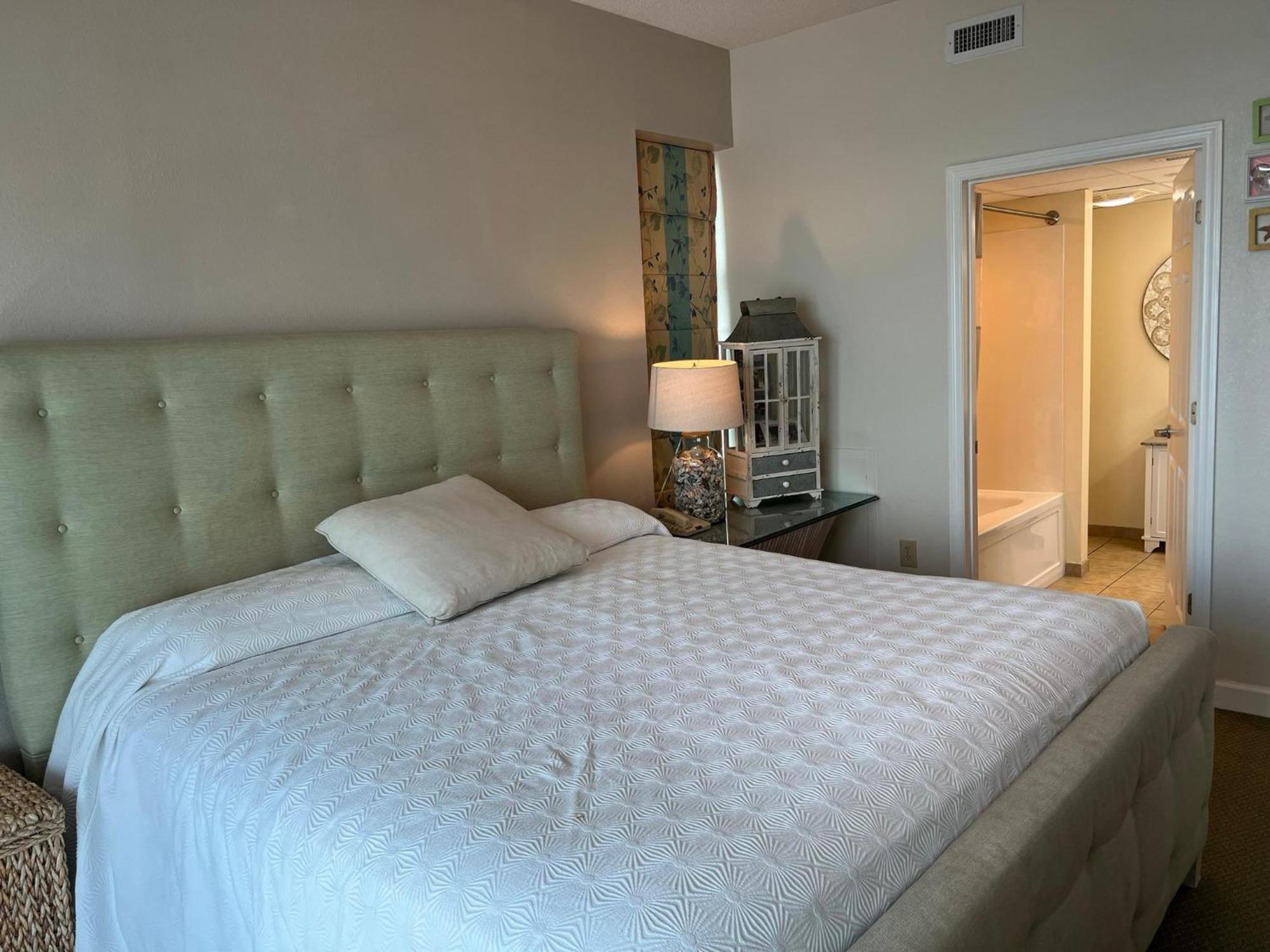 マートルビーチ 2501 S Ocean Blvd, 0811 - Ocean Front Sleeps 6ヴィラ エクステリア 写真