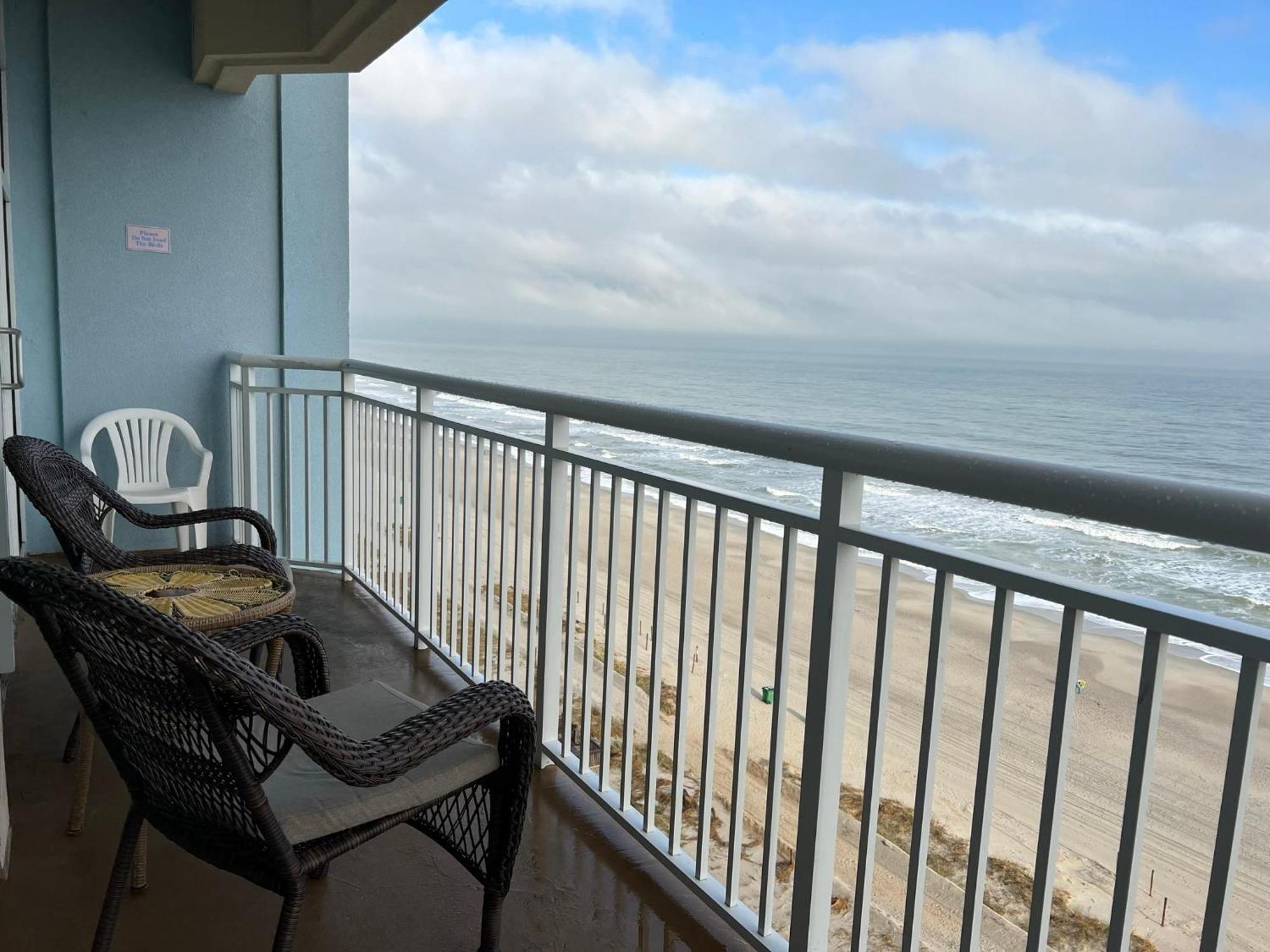 マートルビーチ 2501 S Ocean Blvd, 0811 - Ocean Front Sleeps 6ヴィラ エクステリア 写真