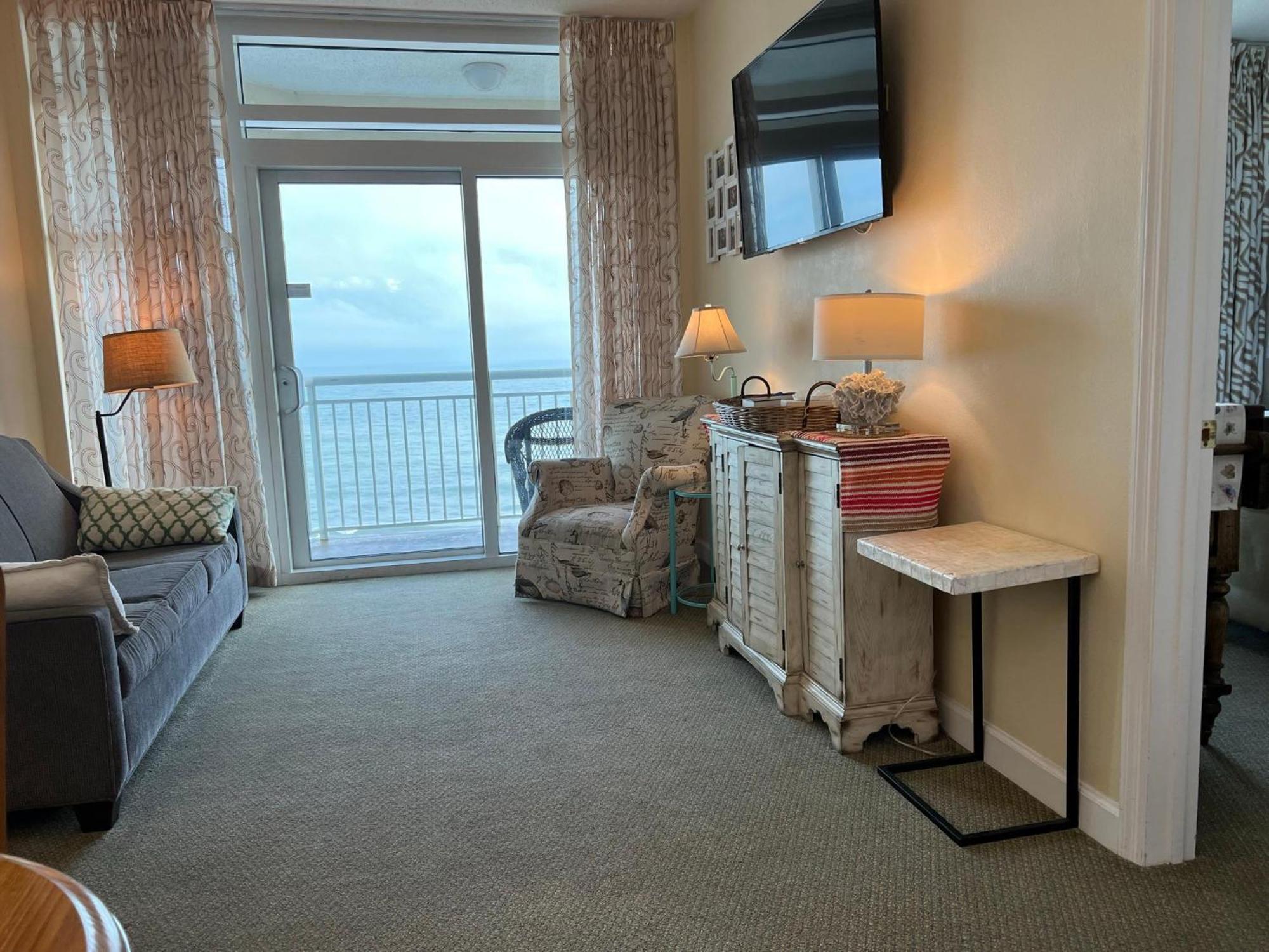 マートルビーチ 2501 S Ocean Blvd, 0811 - Ocean Front Sleeps 6ヴィラ エクステリア 写真