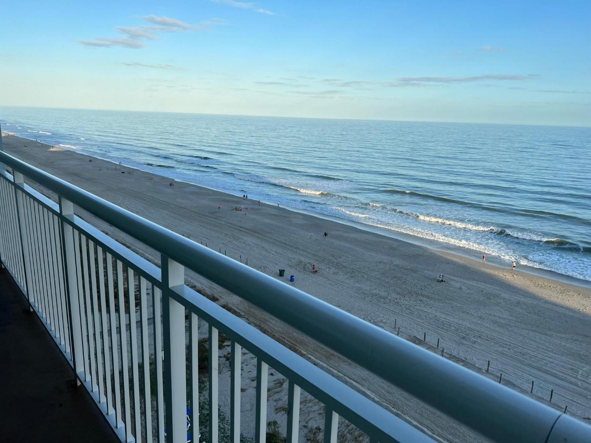マートルビーチ 2501 S Ocean Blvd, 0811 - Ocean Front Sleeps 6ヴィラ エクステリア 写真