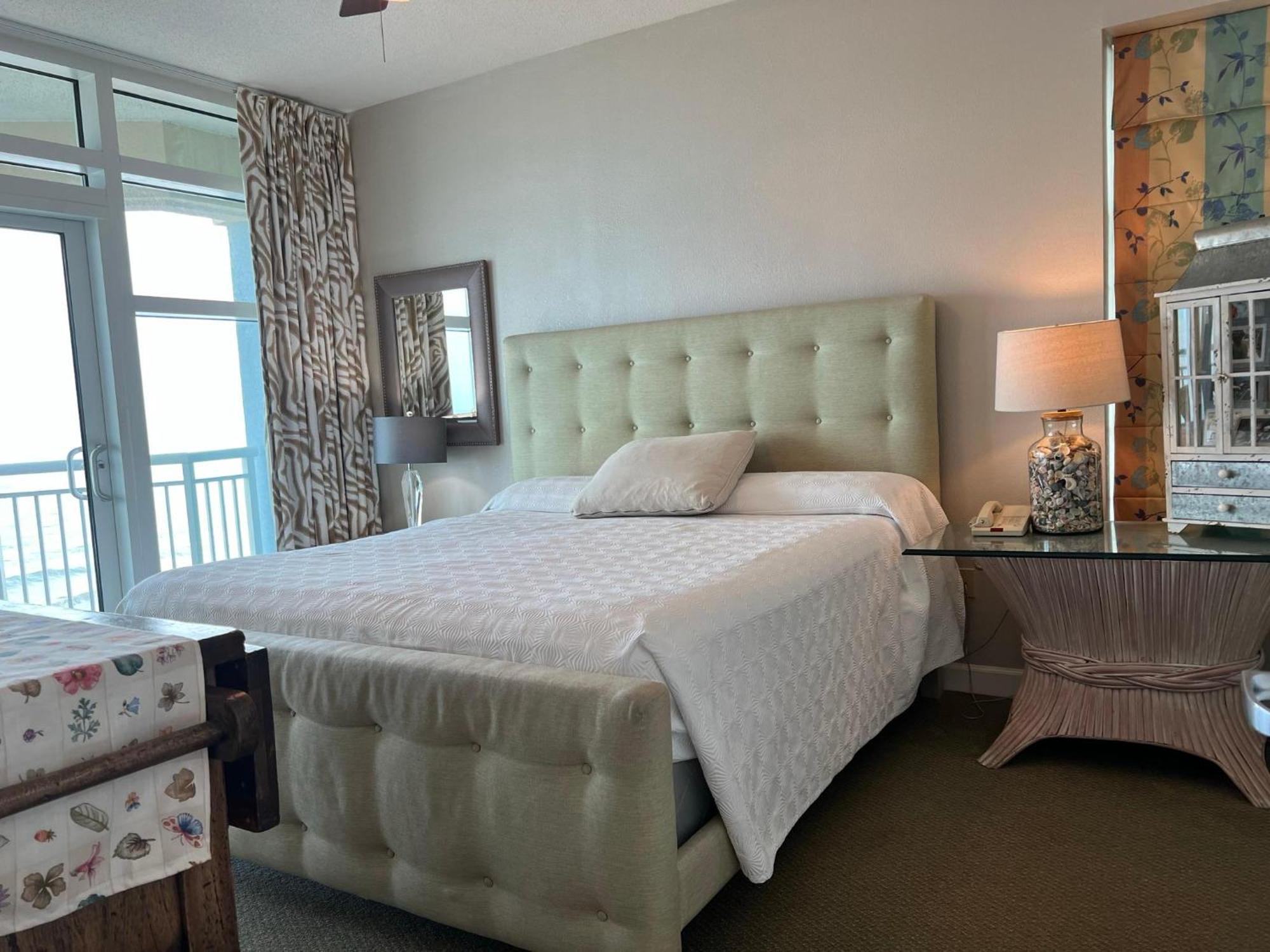 マートルビーチ 2501 S Ocean Blvd, 0811 - Ocean Front Sleeps 6ヴィラ エクステリア 写真