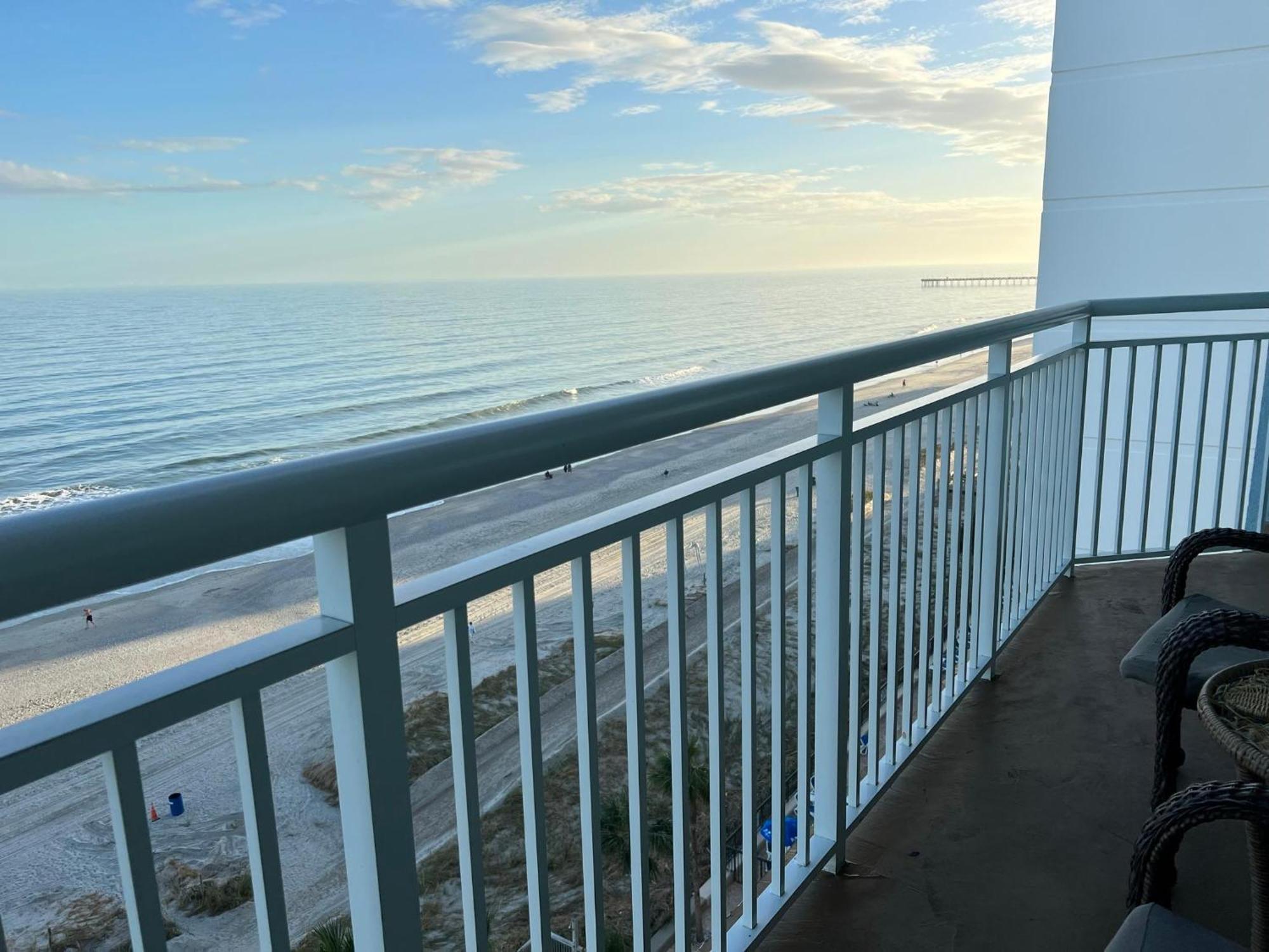 マートルビーチ 2501 S Ocean Blvd, 0811 - Ocean Front Sleeps 6ヴィラ エクステリア 写真